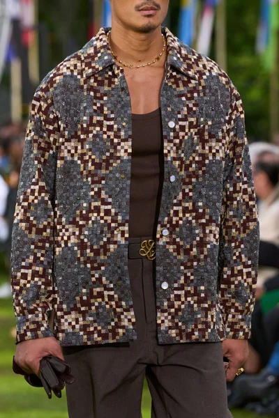 Look 115